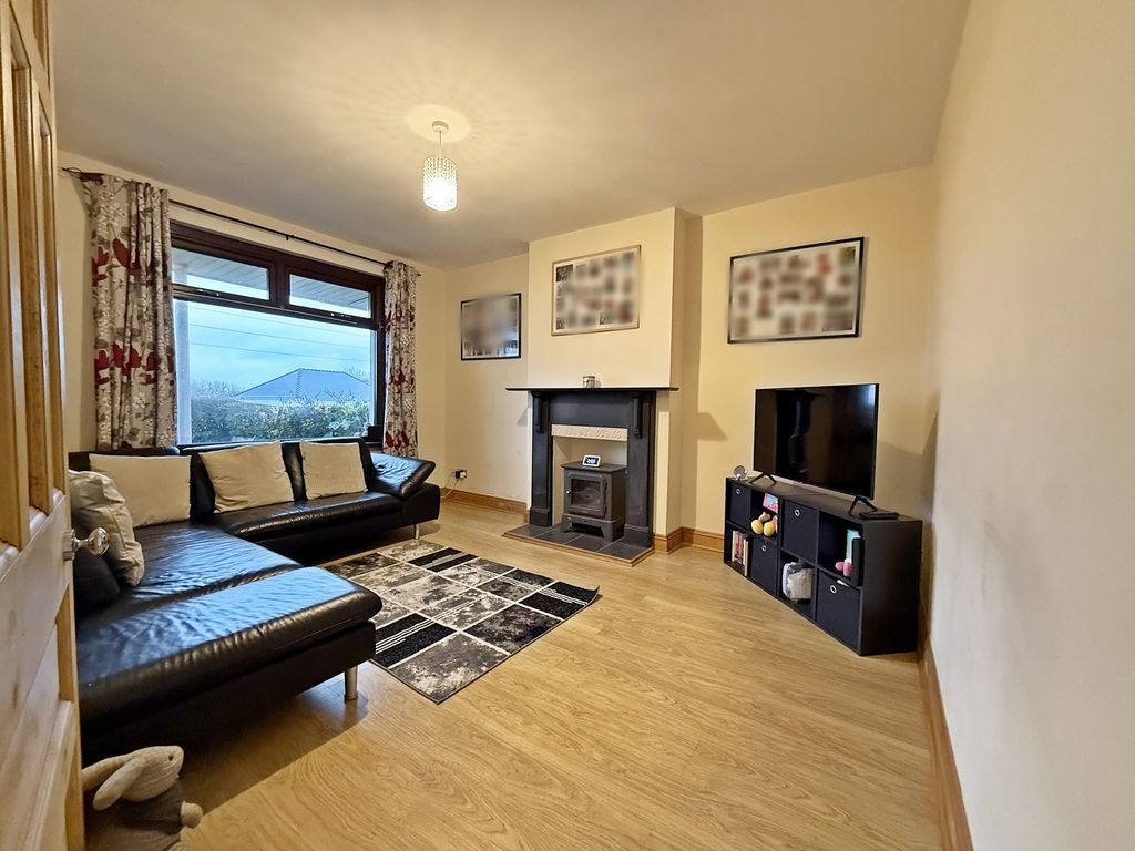 Property photo 2 of 26 Lounge