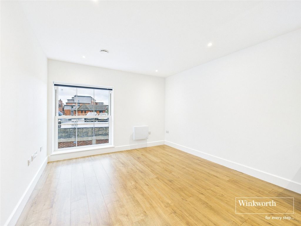 Property photo 3 of 9 Picture No. 08