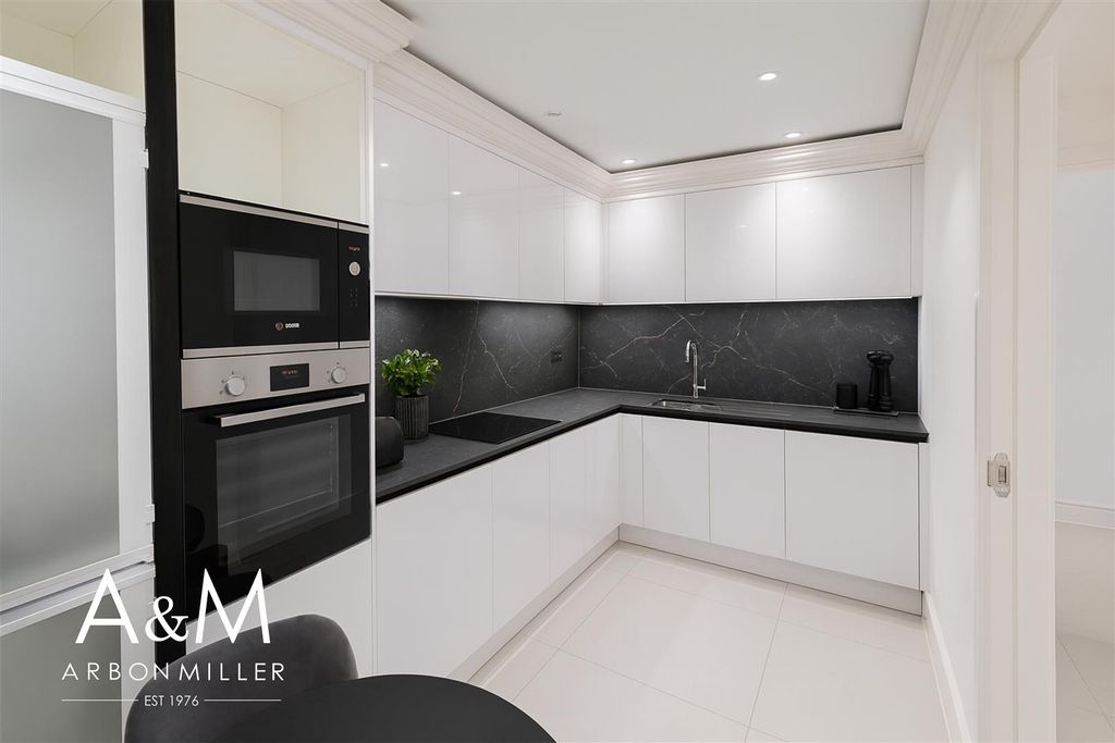 Property photo 3 of 8 7.Jpg