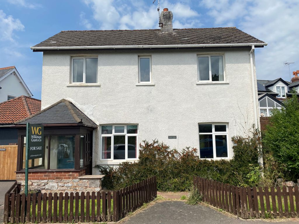 Property photo 2 of 27