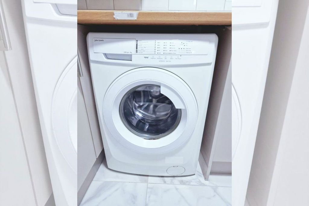 Property photo 2 of 38