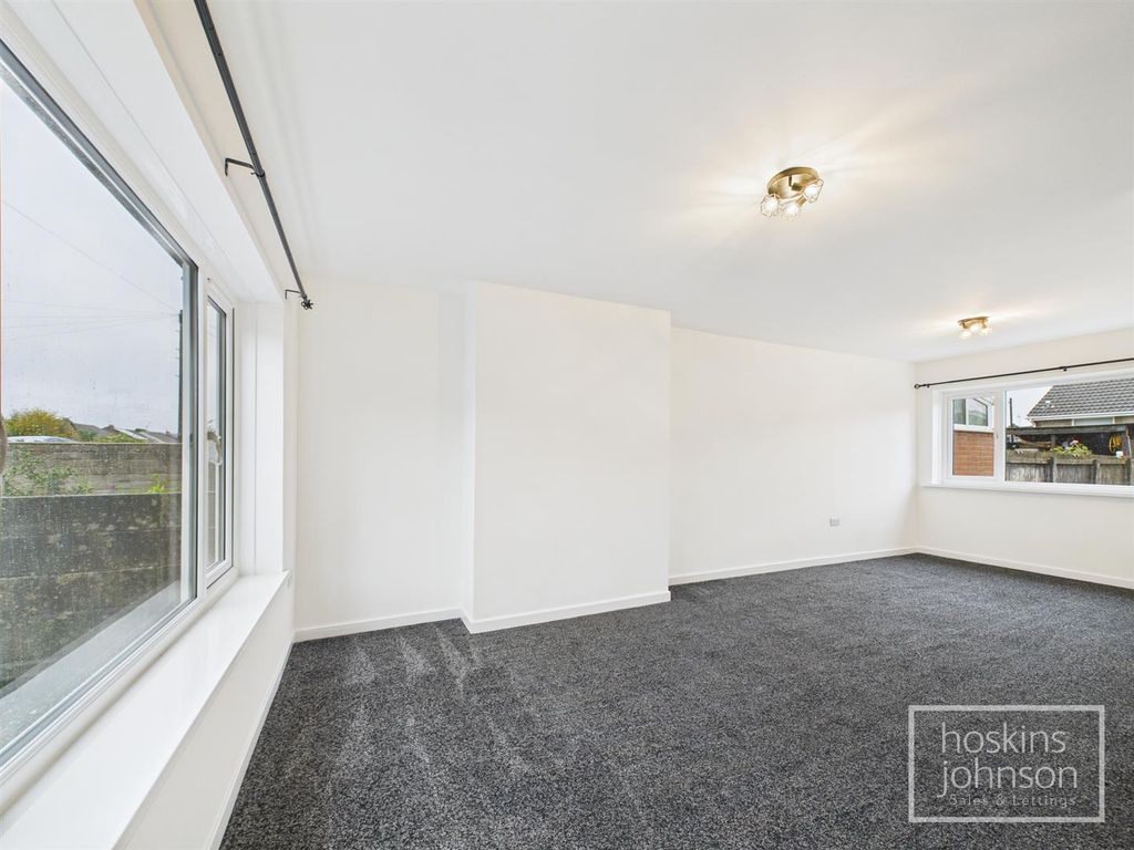 Property photo 2 of 15 Lounge/Diner