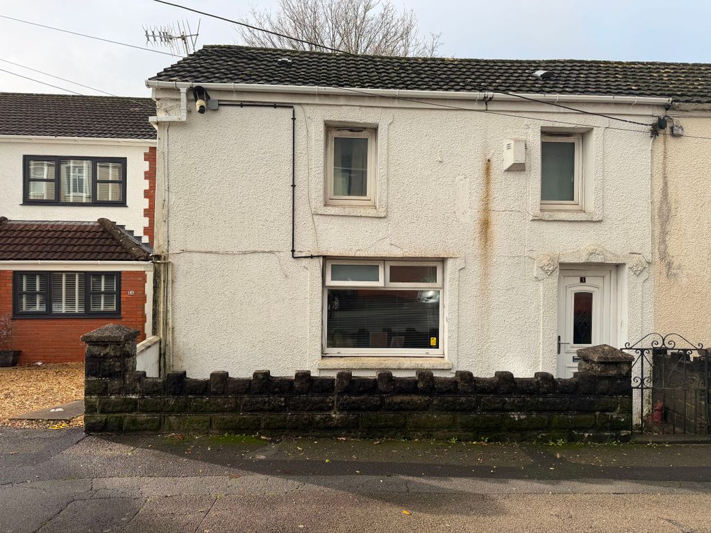 Property photo 2 of 30