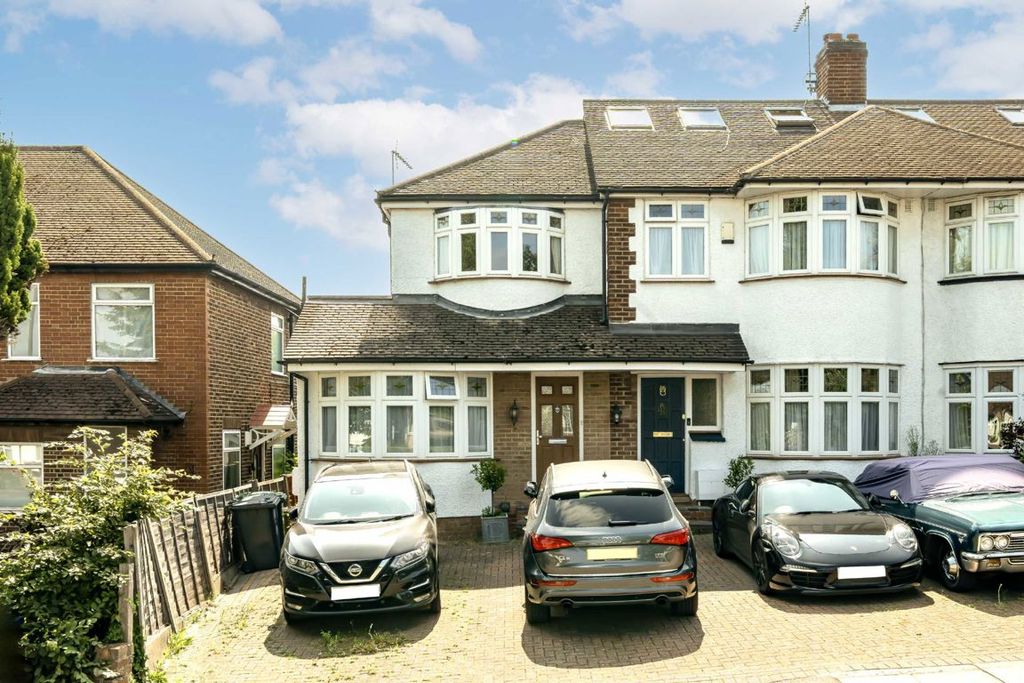 Property photo 1 of 9