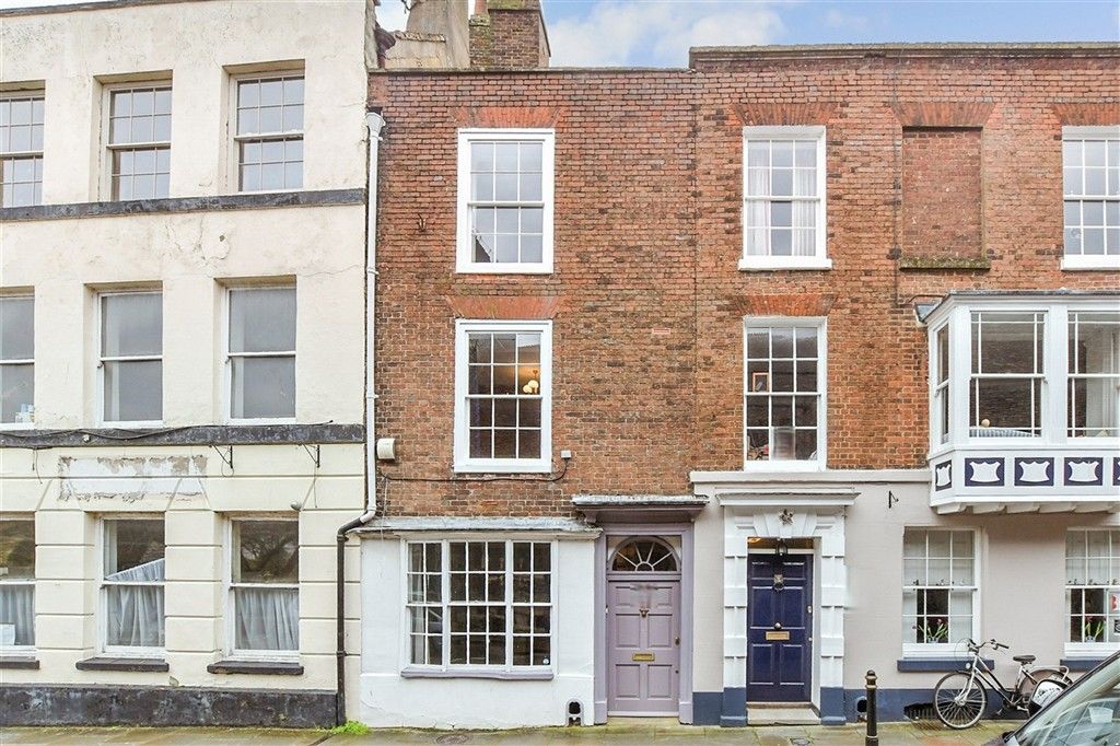 Property photo 1 of 10 External (Web)