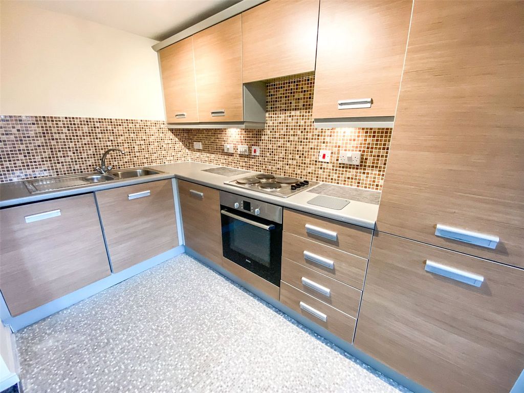 Property photo 3 of 10 Picture No. 02