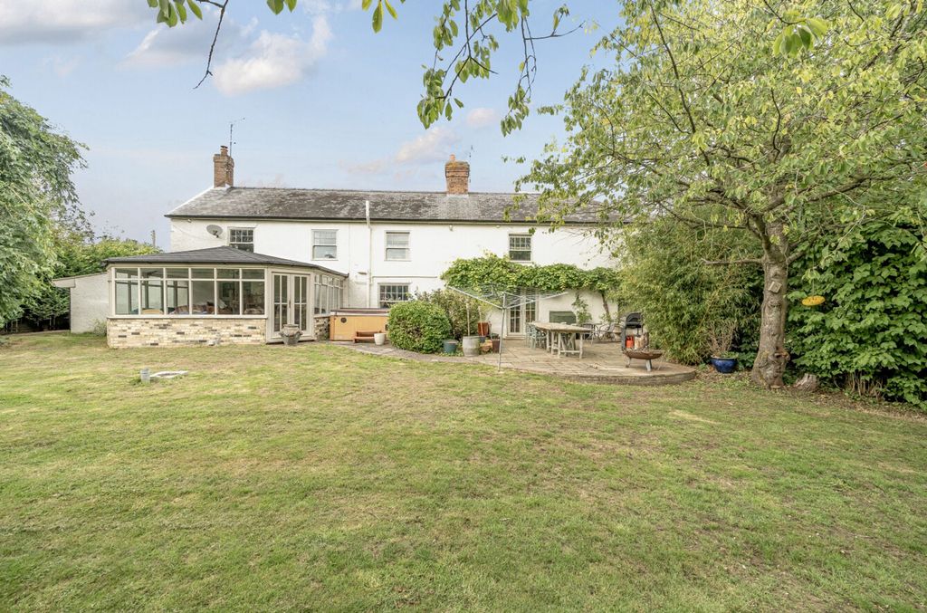 Property photo 1 of 23