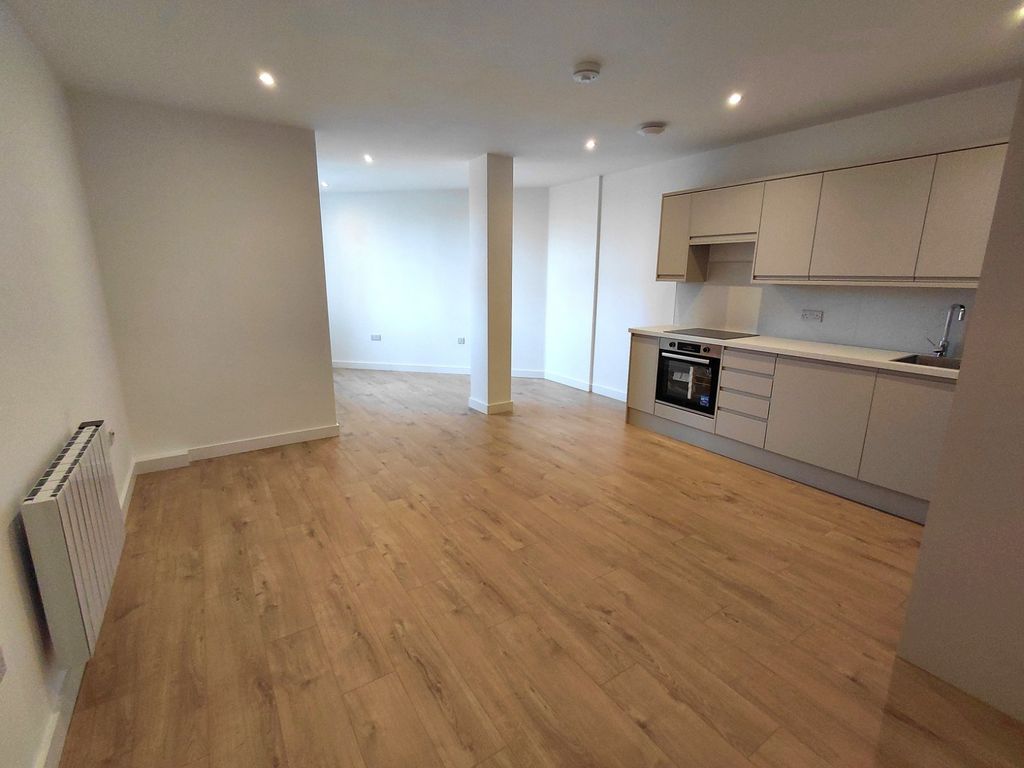 Property photo 3 of 10 Picture No. 06