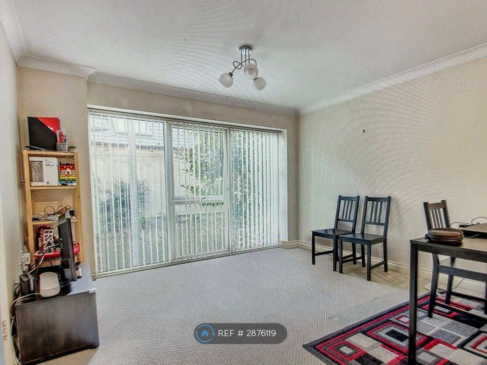 Property photo 3 of 7