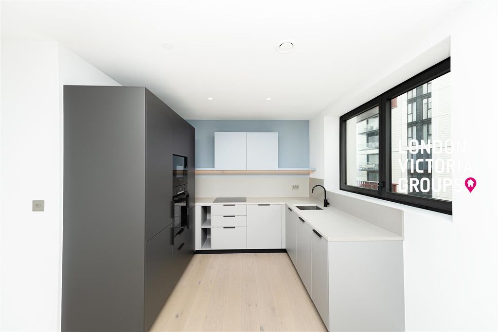 Property photo 3 of 15 1-7268.Jpg