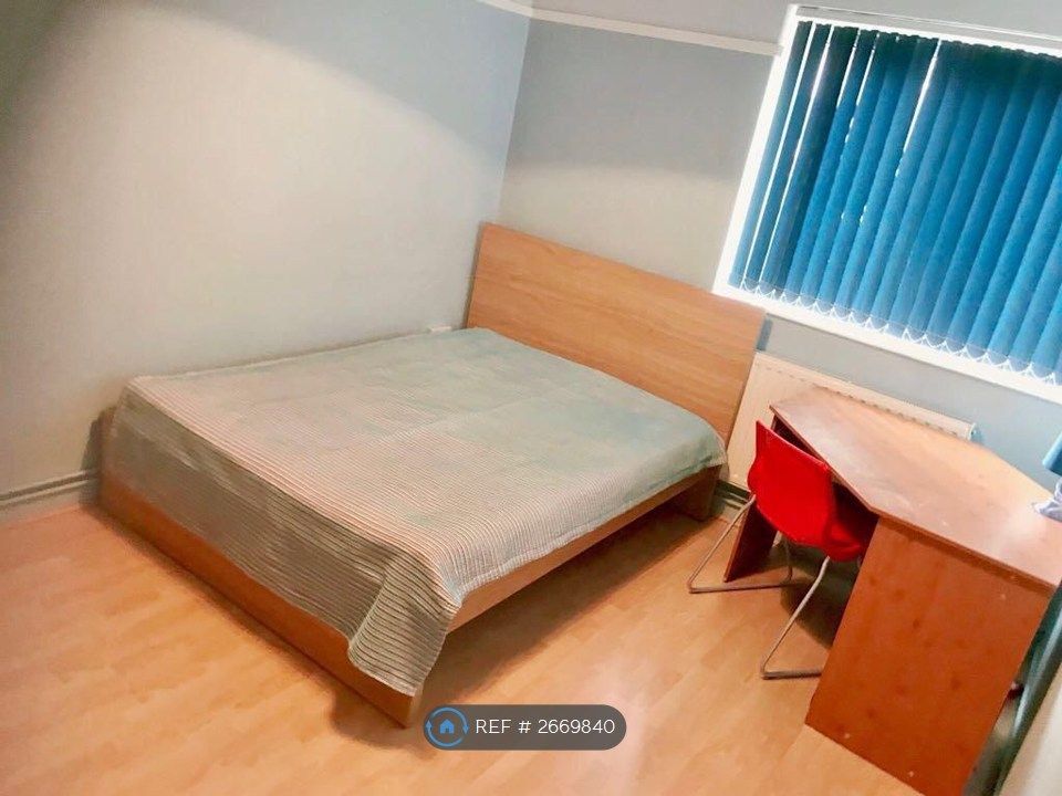 Property photo 1 of 5