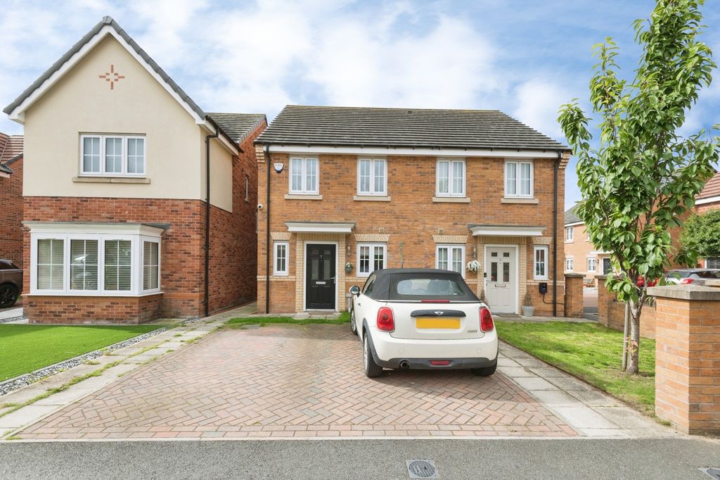 Property photo 1 of 17 Pbox-Img.Jpg