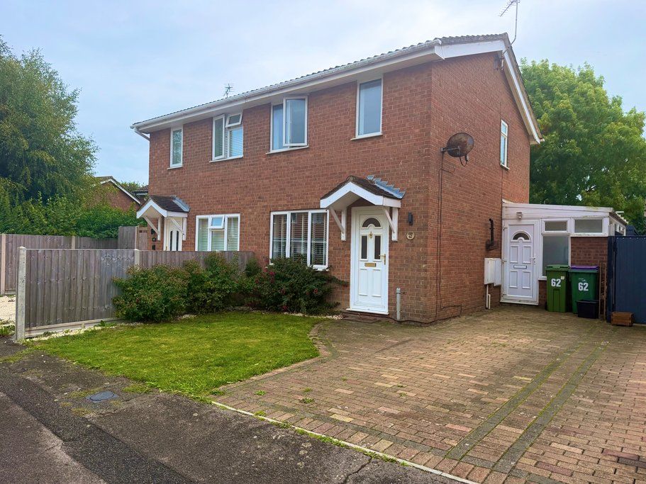 Property photo 2 of 27