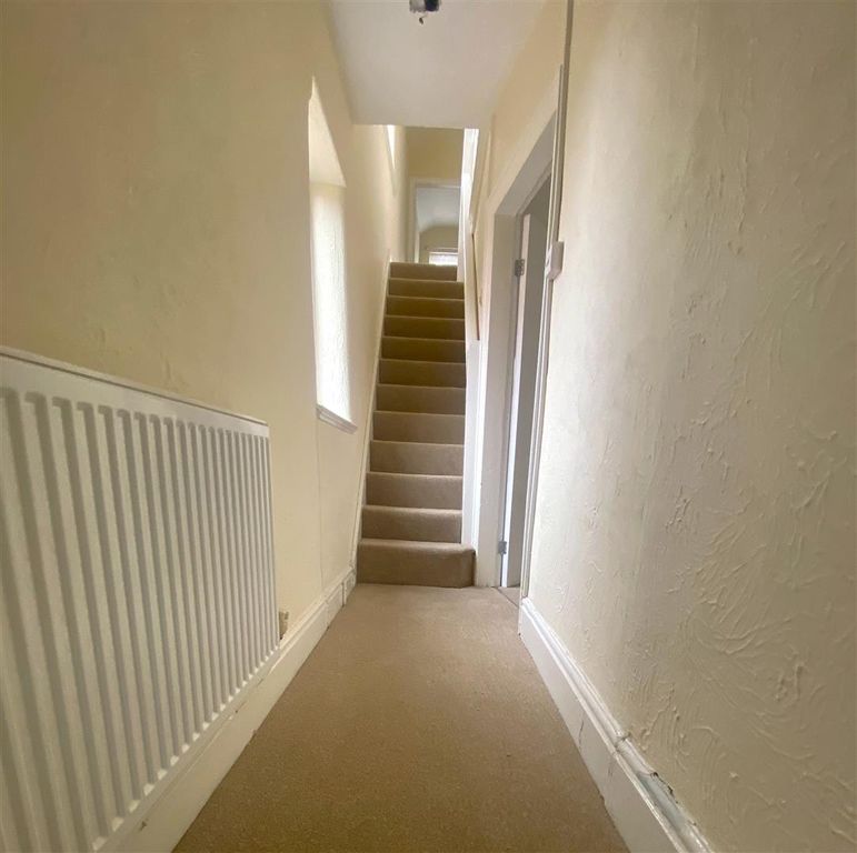 Property photo 2 of 12 Hall