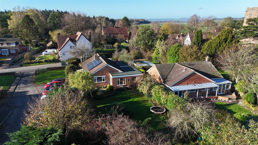 Property photo 2 of 23