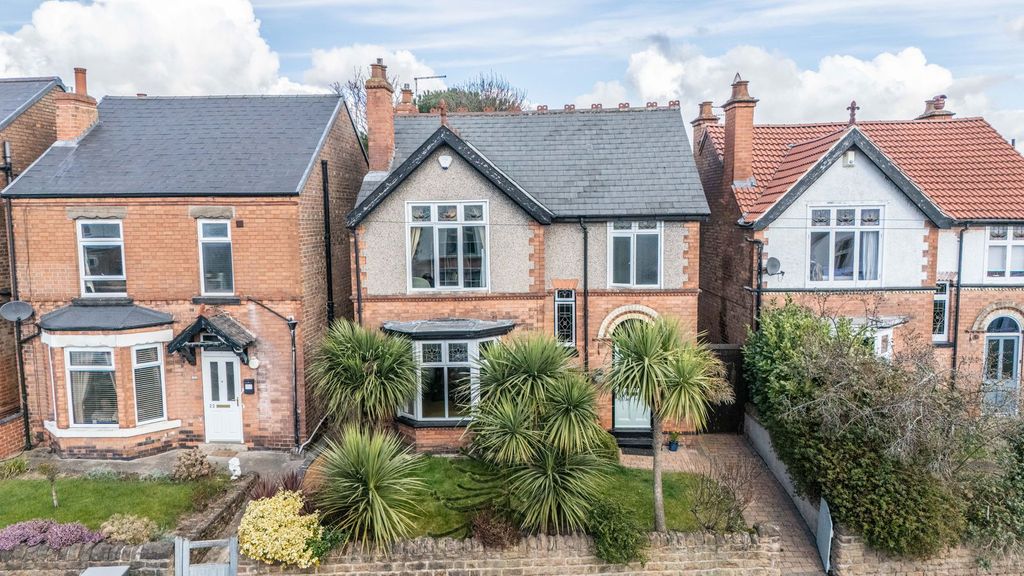 Property photo 1 of 39