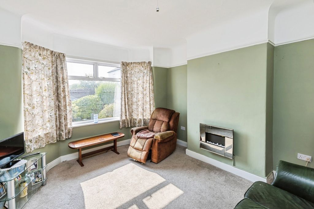Property photo 2 of 14 Pbox-Img.Jpg