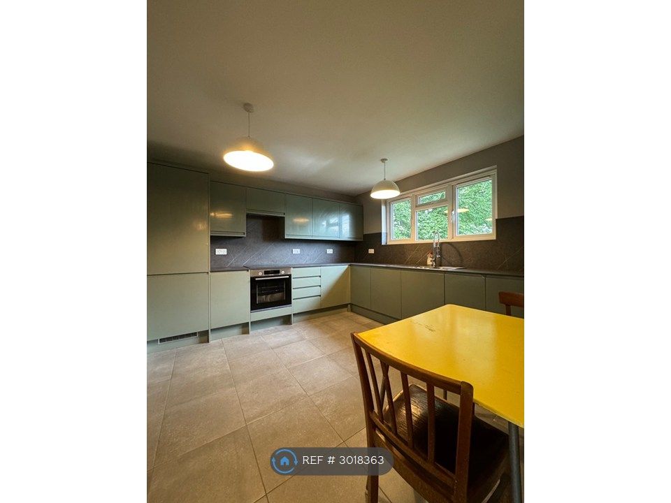 Property photo 1 of 14 Kitchen
