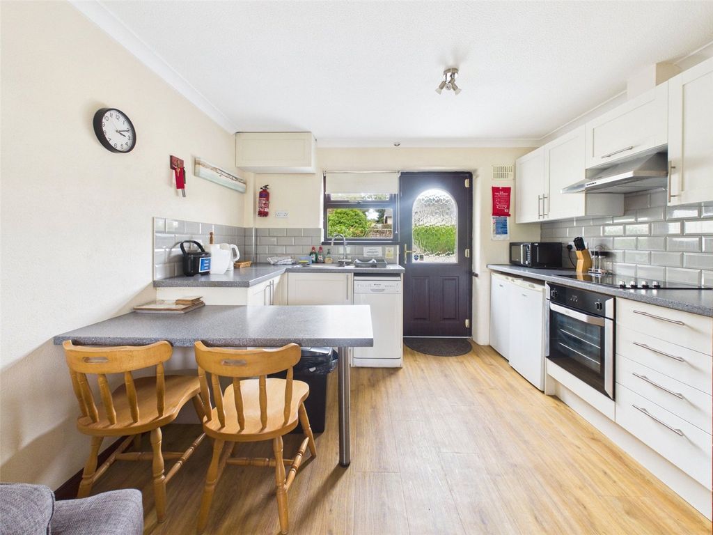 Property photo 2 of 17 Picture No. 55