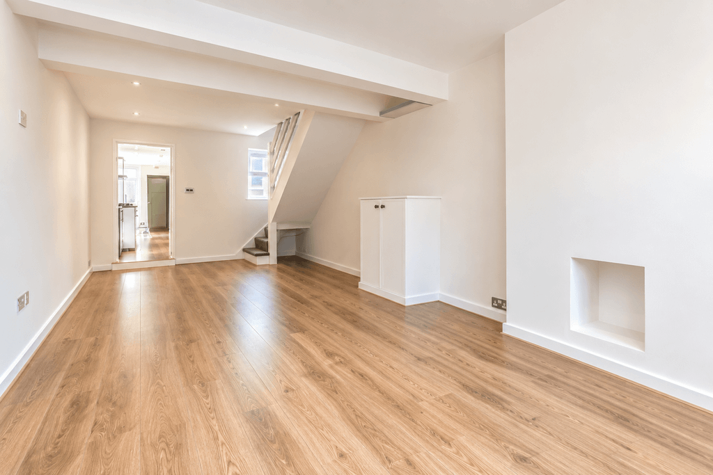 Property photo 3 of 7 Napier Road (5)