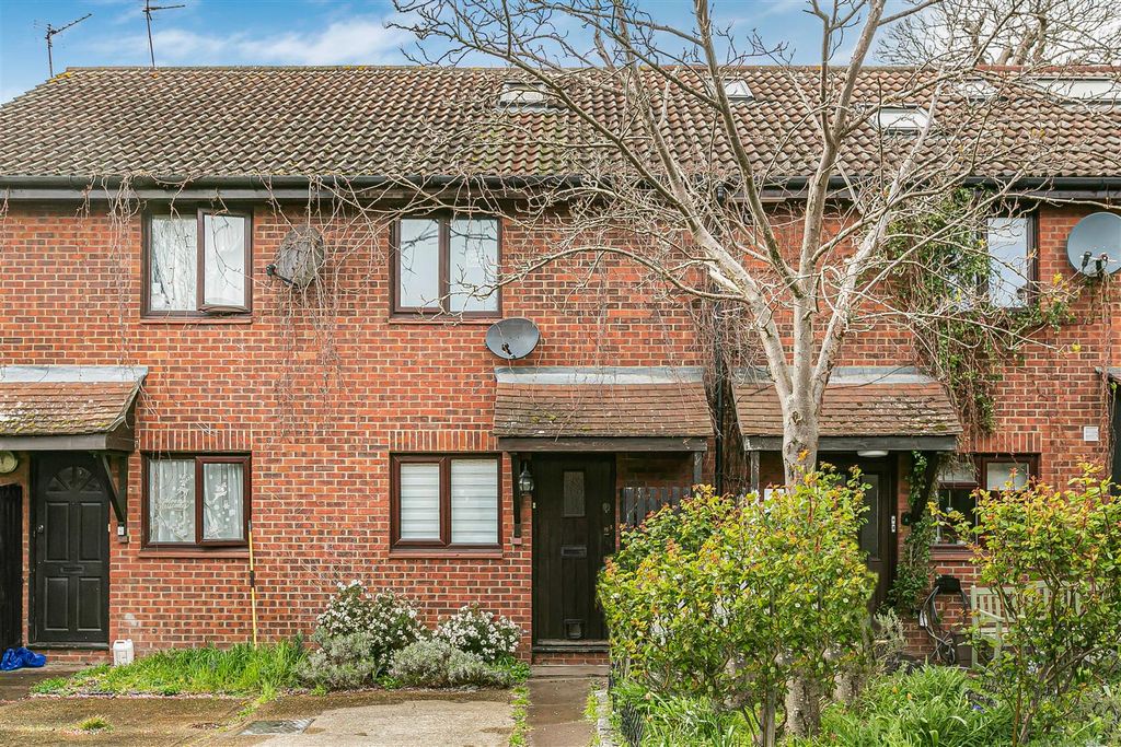 Property photo 1 of 19