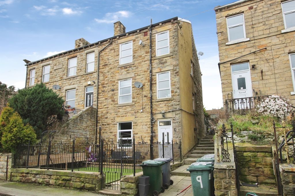 Property photo 1 of 15 The Property