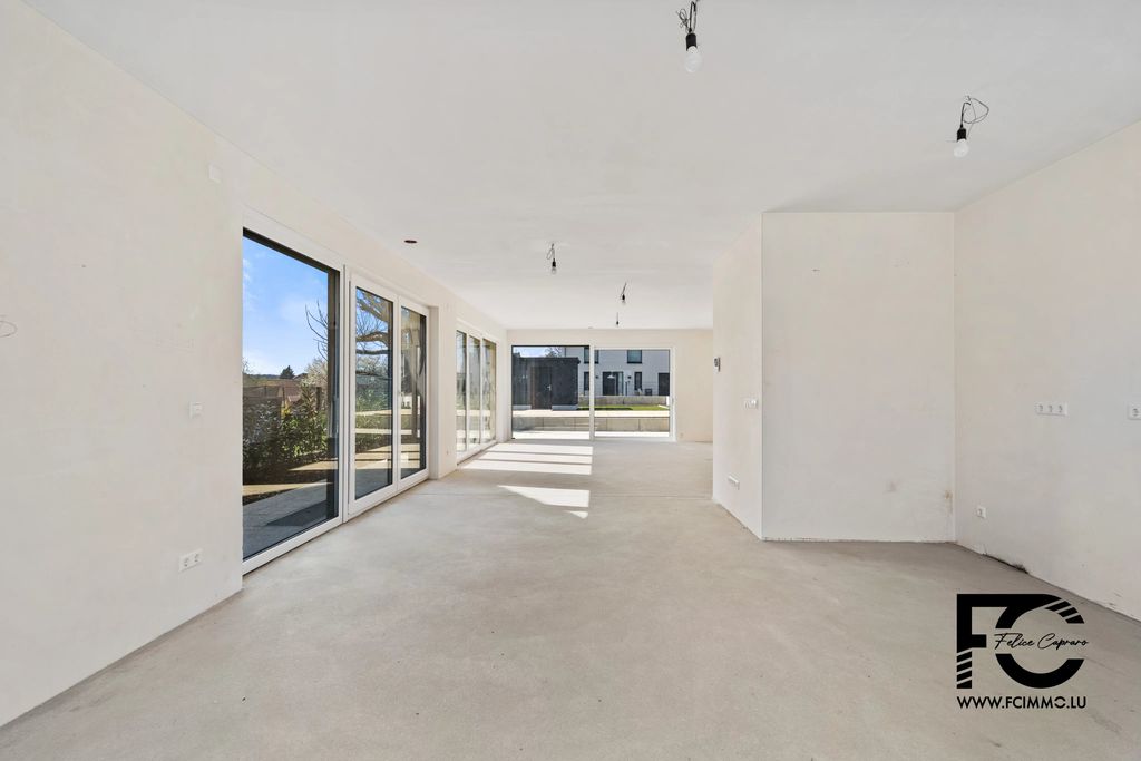 Property photo 2 of 45