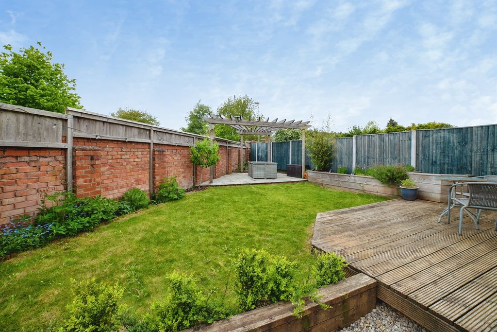 Property photo 2 of 19