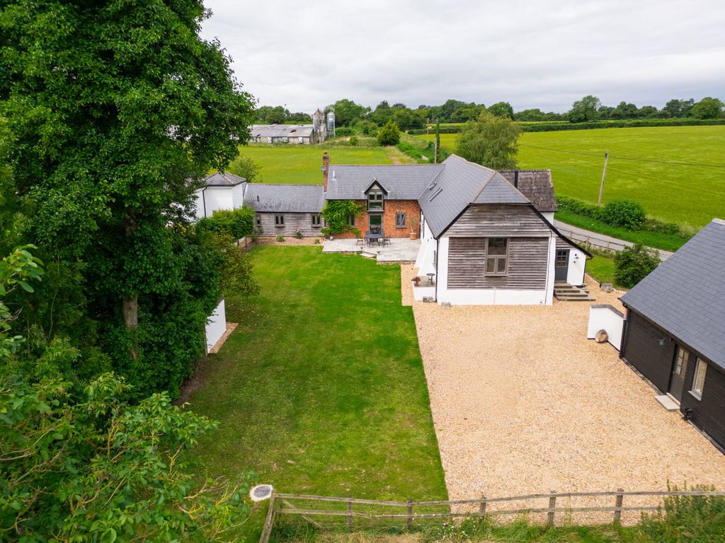 Property photo 1 of 37
