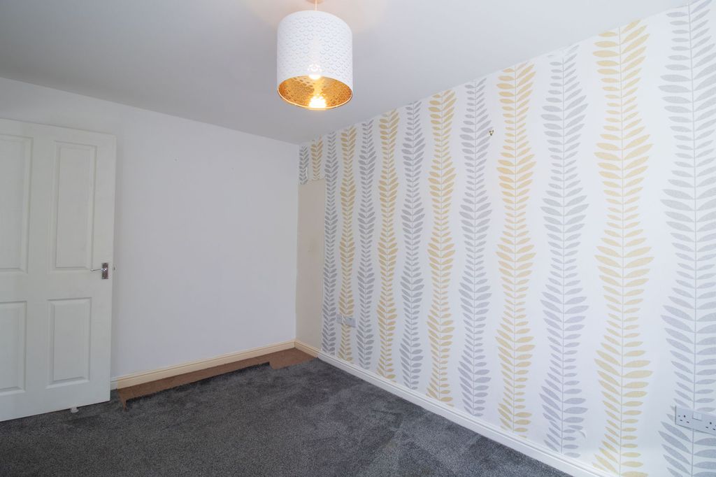 Additional image 11 of 2 bed flat for saleHall Street, Blackwood NP12