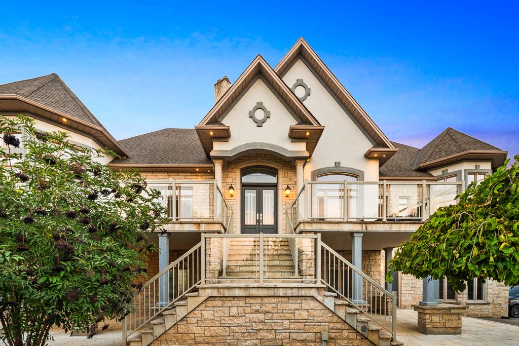 Property photo 2 of 53