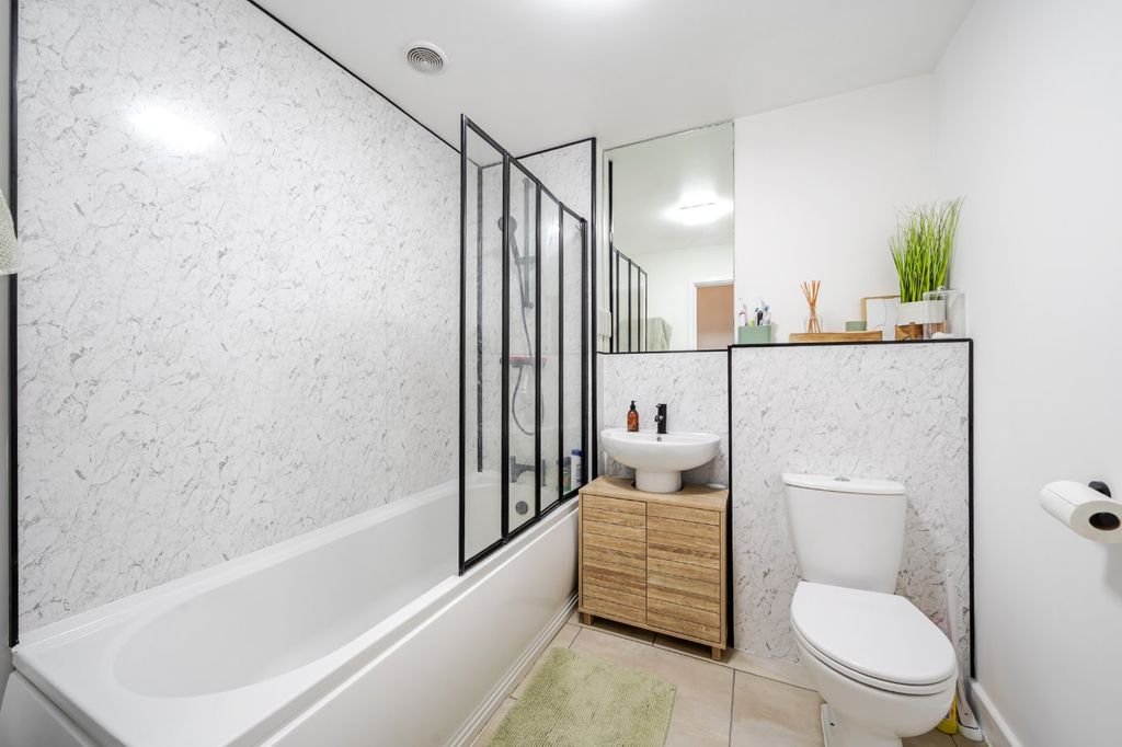 Property photo 3 of 10 Picture No. 14