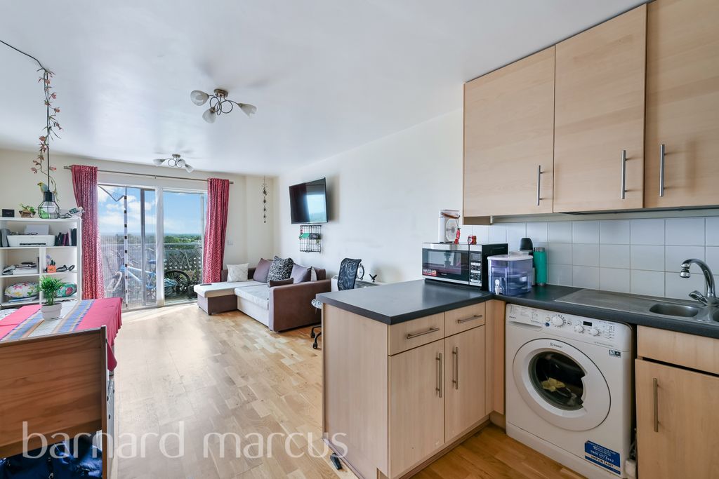 Property photo 1 of 9 Dining Room