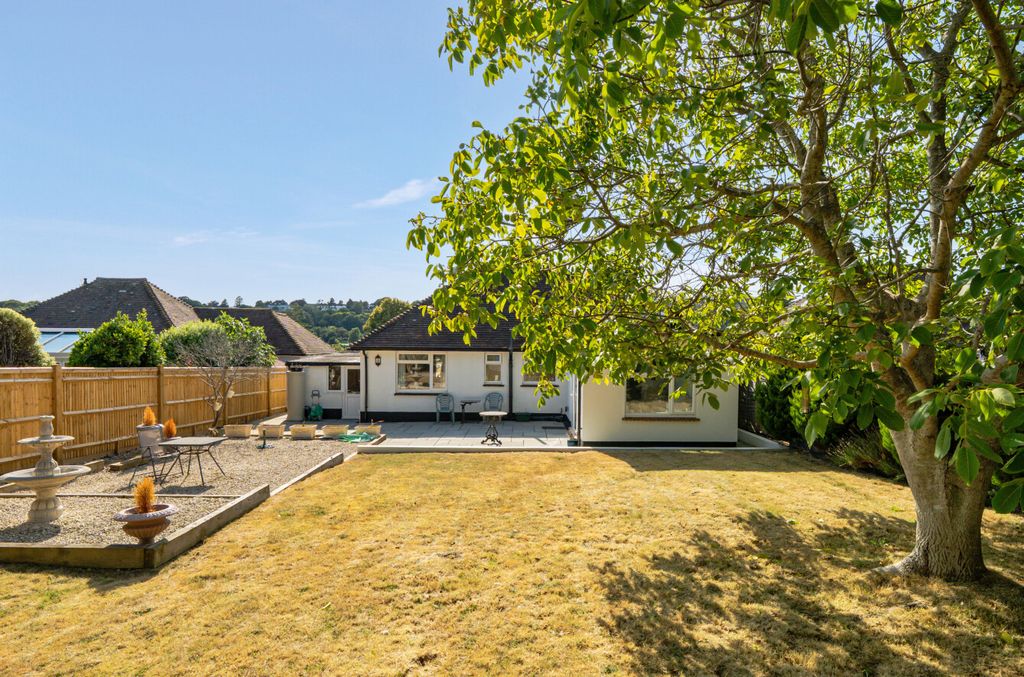 Property photo 3 of 15 7-6A6cc39Bc40c6-1...