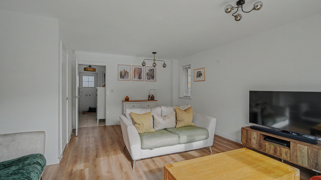 Property photo 3 of 25