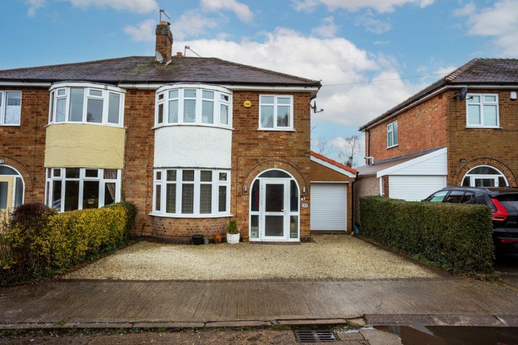 Property photo 1 of 26