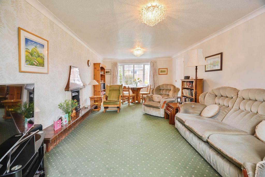 Property photo 2 of 20 Pbox-Img.Jpg