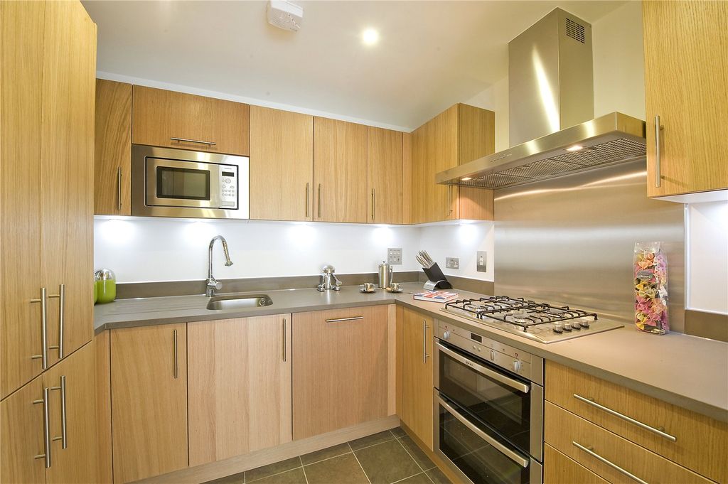 Property photo 2 of 4