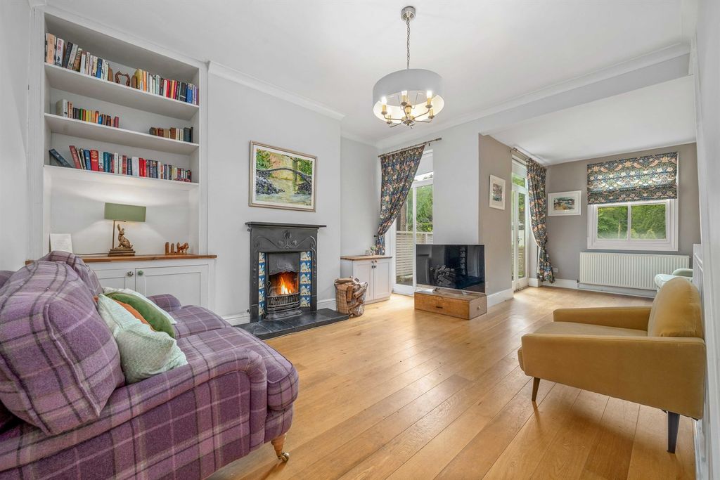 Property photo 2 of 27 Sitting Room