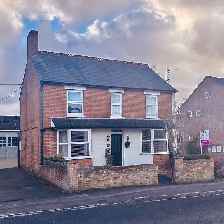 Property photo 1 of 34