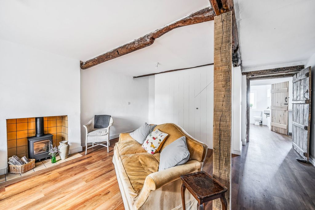 Property photo 3 of 22