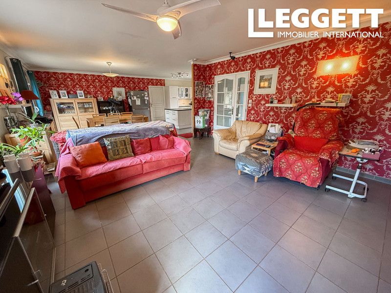 Property photo 3 of 10