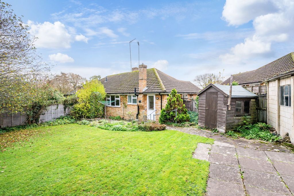Additional image 9 of 2 bed semi-detached bungalow for saleDewlands, Godstone RH9