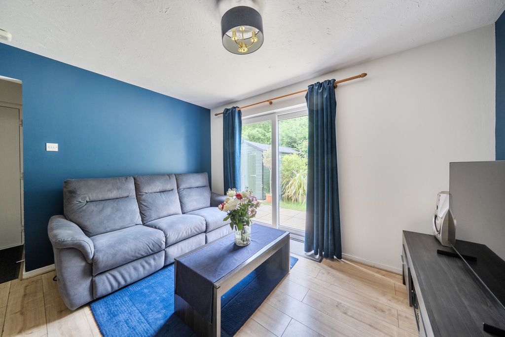 Property photo 3 of 16 1459841-12-6A0701...