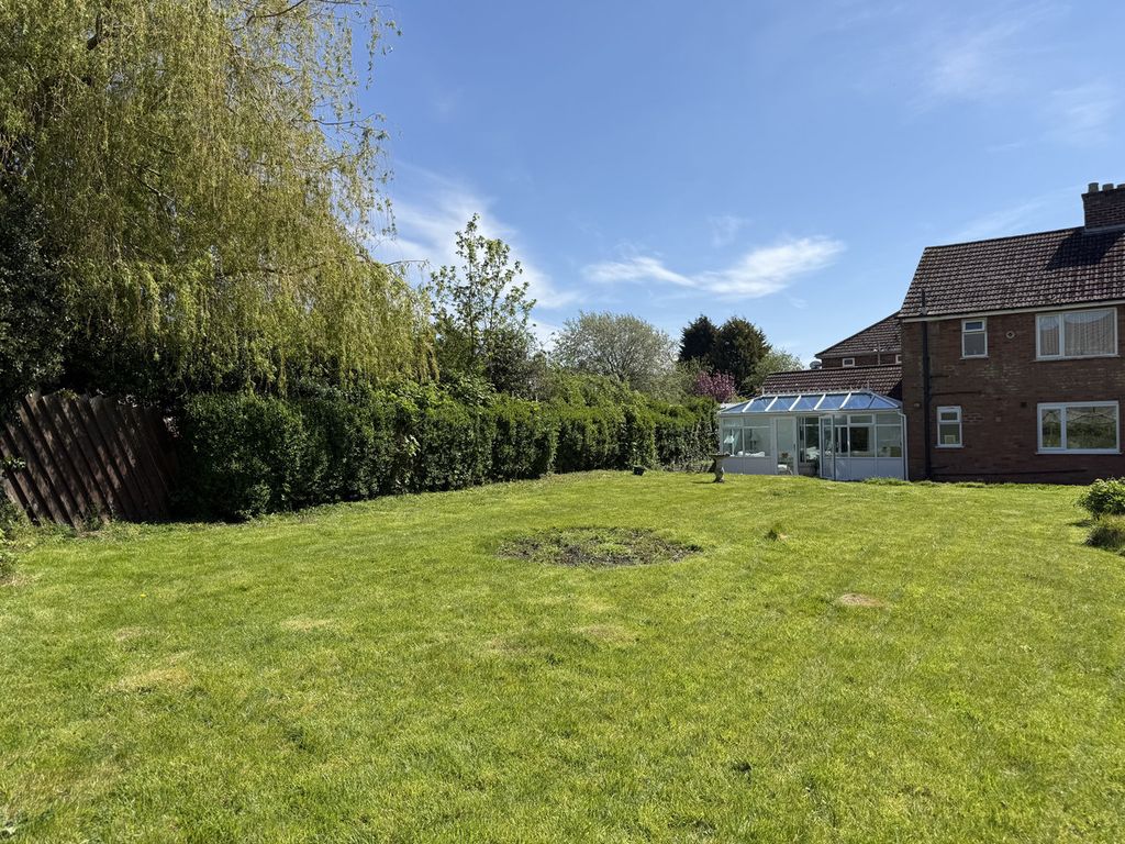 Property photo 2 of 21
