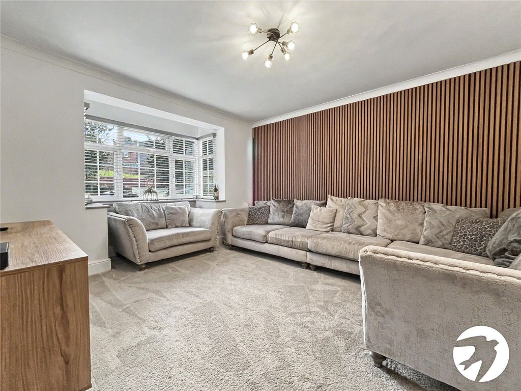 Property photo 2 of 26 Picture No. 77
