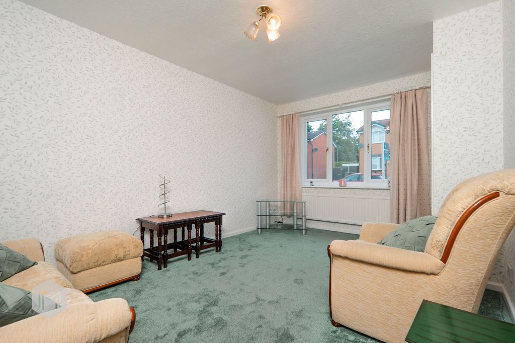 Property photo 2 of 23