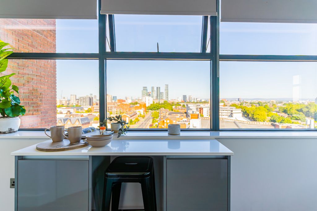 Property photo 2 of 8