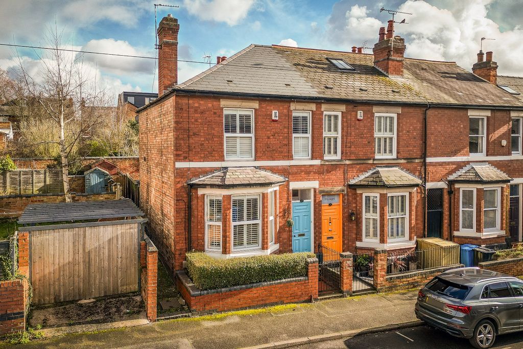 Property photo 2 of 38 4587665