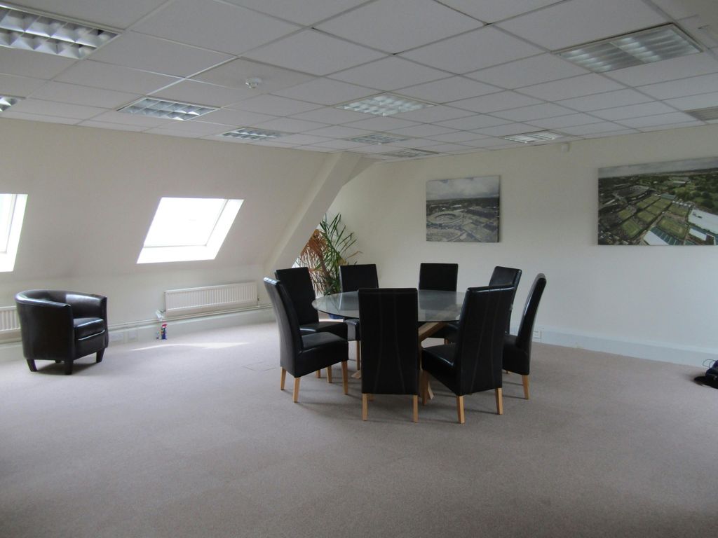 Property photo 2 of 11 8 Milbank 2 Fl.Jpg